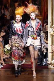 Get the best deals on vivienne westwood when you shop the largest online selection at ebay.com. Vivienne Westwoods Politische Statements Auf Dem Runway In 10 Bildern Vogue Germany