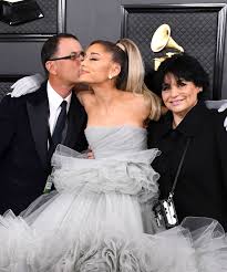 Ariana grande wore her classic ponytail to the 62nd annual grammy awards but with a twist. Ariana Grande Brought Two Dates To The 2020 Grammys