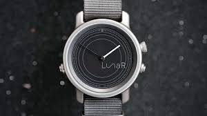 Lunar El Primer Reloj Inteligente Que Funciona Con Energia Solar Energia Solar Reloj Inteligente Reloj De Sol