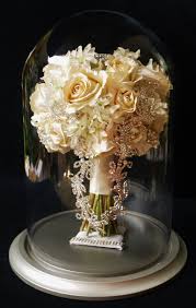Preserved rose in glass box vase succulent plants everlasting flower home decoration flower terrarium flower cube valentine's gift birthday present. 24 Preserved Wedding Flowers In Glass Case Domes Lanterns And Jewelry Boxes Ideas Freeze Dried Flowers Dried Flowers Wedding Flowers