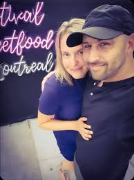 why does my gf have so many bluetooth options ??