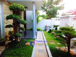 Misalnya menggunakan desain dengan konsep taman minimalis, konsep vertical garden, konsep taman sederhana, konsep taman mengggunakan air terjun mini, desain taman unik, dan masih banyak lagi tentunya contoh konsep taman yang dapat kita pilih untuk desain taman halaman depan rumah. 42 Desain Taman Minimalis Terbaru Tukang Taman Surabaya Jasa Taman Surabaya