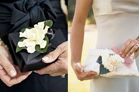 02 pin/day to be a collaborator please send me a message and leave a comment on for a modern, elegant wedding with a luxe winter essence, this beautiful inspiration by fine art photographer, 2 brides is perfect! Friday Flowers For The Moms Wedding Flower Inspiration Flowers For Mom Mother Of The Bride Flowers