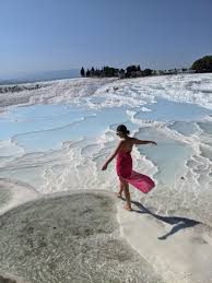 It is a large flowstone formation created by heavily mineralized springs flowing from a hillside. Visit Pamukkale Thermal Pools And Hierapolis Les Berlinettes