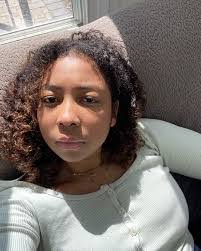 Winny Lu's Instagram, Twitter & Facebook