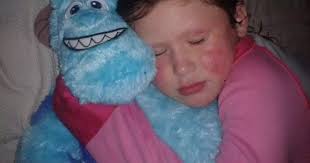 Girl with severe eczema told mum 'I don't want to look at myself in the  mirror'