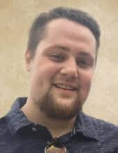 Kelly Layman's Instagram, Twitter & Facebook