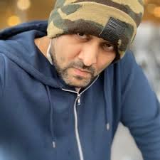 Rocky Khan (@azhar_bashir)