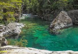 La excursión se puede realizar en el día, pero para. Trekking Cajon Del Azul El Bolson