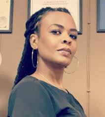 Mary Gladden's Instagram, Twitter & Facebook