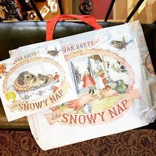 A Signed Copy And A Free Tote Get Jan Brett S The Snowy Nap Reading Nap Janbrett Free Tote Nap Books