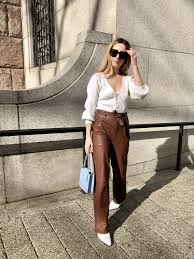 3 Easy But Stylish Ways I M Wearing The Leather Trend In 2020 Leather Pants Outfit Leather Pants Style Leather Shirt Dress