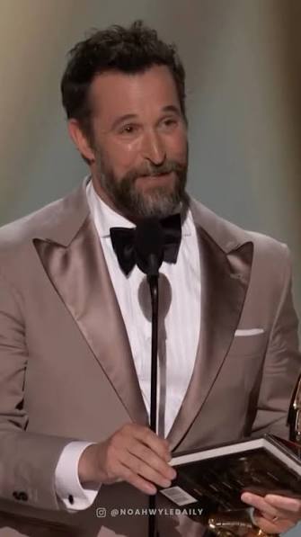 Noah Wyle wins the Emmy for Outstanding Lead Actor in a Drama Series for  the Pitt!! Here’s his acceptance speech. ❤️