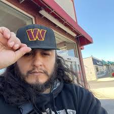 Leslie Geter's Instagram, Twitter & Facebook