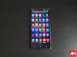 I pixel che si accendono in modo indipendente non richiedono una comune lampada o atro mezzo e quindi li rende totalmente indipendenti l'uno dall'altro. The Beauty Of Oled Screens And Why All Android Devices Should Use Them