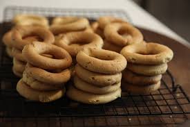 This cookie is also delicious when almond extract is used instead of anise extract. Anise Cookie Ring Kaak B Yansoon Recipe