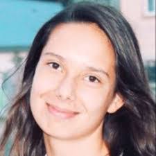 Caroline Perrin's Instagram, Twitter & Facebook