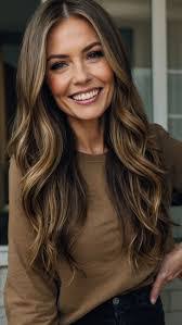 Kelly Scheidler's Instagram, Twitter & Facebook