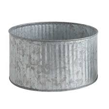 Buy tin plant pots and get the best deals at the lowest prices on ebay! Galvanized Corrugated Tin Planter For Sale Metal Planters Buy Galvanized Corrugated Tin Planter For Sale Metal Planters Metal Planter Galvanized Planter Galvanized Wall Planter Planter Planter Pot Garden Planter Flower Planter Small