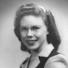 Elnora Jones's Instagram, Twitter & Facebook