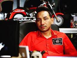 Things turn for the worse when bidin's enemy al buquerk is now after him to settle old debt. Zizan Razak Back In Thailand For Bikers Kental 2