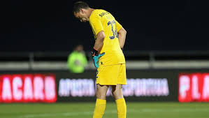 Experienced midfielder guido pizzaro and norweigan goalkeeper rune jarstein were both brought in on free transfers, with a total of 10 players arriving at the club. Porto Lose To Famalicao Junipersports