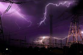 The map contains the following severe weather alerts: Gdzie Jest Burza Sprawdz Gdzie Moga Wystapic Burze W Wojewodztwie Pomorskim Aktualna Mapa Burzowa Na Dzisiaj Czwartek 08 07 Dziennik Baltycki