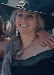 Lost skull bodied twisted spider pendant?