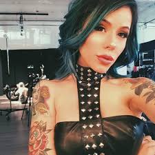 Megan Dutton (@hales82000)