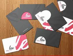 Appropriate and tasteful use of fonts, colors, white space makes the understated look a sellout. 12 Key Card Ideas