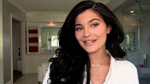 Watch Heres Every Beauty Secret We Learned in 2018, From Rihanna, Hailey  Baldwin, and More | Beauty Secrets | Vogue