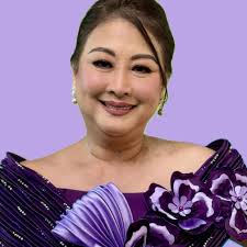 Happy birthday Grace Gracia Gracie Pacleb 🎂🎂🎂Here's to good health and  happiness with the Hotties 😀 Nice to see you Bj 😍😍😍 Insert Tony Boy E..  thank u housemade butter pecan ice cream ❤️