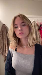 Kayla Wertz's Instagram, Twitter & Facebook