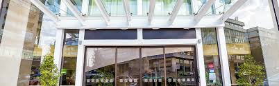 The holiday inn express hotel is a part of the intercontinental hotels group family. Hotels Beim Airport Lissabon Holiday Inn Hotel Lissabon