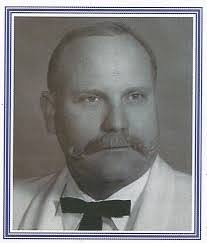 Edward Castleberry's Instagram, Twitter & Facebook