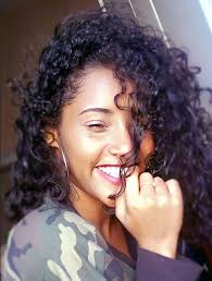 Kiara Tavares LEVY ®