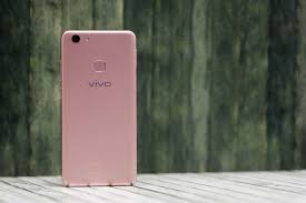 Compare harga vivo v7 in malaysia, specs the cheapest price of vivo v7 in malaysia is myr840 from shopee. Vivo V7 Review Ushering Selfie Phones Into A Borderless Future
