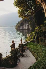Gate Opens To Lake Como Lago Di Como Lombardy Italy Places To Travel Italy Photography Nature