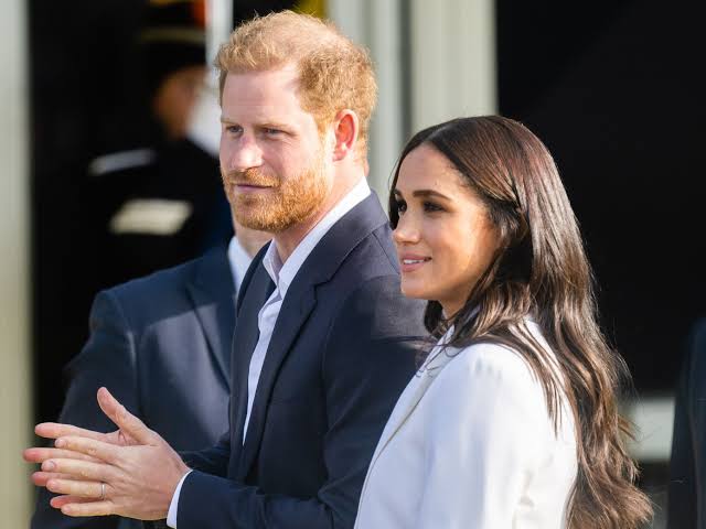Meghan Markle and Prince Harry Came Out to Support LA Wildfires Survivors |  Vogue