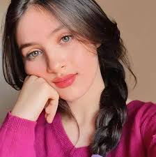 Cool Whip Lineup! Brownie Mix-ins Birthday Cake Oreo Mix-ins Cheesecake  Peppermint Strawberry & Cream French Vanilla Chocolate These were all out  back between 2000-2019 (ish). We want ALL these back right? Which