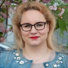 Karolina by karolina kurkova zu günstigen preisen. Karolina Stonjekova Vasne Kolem Clenu Rady Ct Se Jen Tak Neuklidni Svobodne Universum