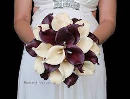 Maybe you've thought of designing your own wedding bouquets. Calla Lily Wedding Flowers