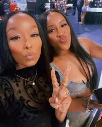 The way that she dances, Ain’t afraid to take chances, And wears her heart 