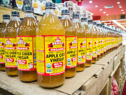 This means that using apple cider vinegar could prevent any bad bacteria that enter the urinary tract from growing into an infection before they can be. Apple Cider Vinegar Is Good For Your Skin When Used In Moderation