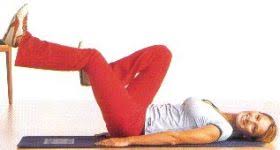 Ne hai tanto sentito parlare e ora anche tu hai deciso che per l'estate prossima vuoi sfoggiare degli addominali da fare invidia. Esercizi Addominali Pancia Programma Di Ginnastica In Casa Per Rassodare Gli Addominali Io Benessere Blog