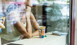 5 to go arropa a sus clientes con una hogareña atmósfera. Patron De Cafenele Despre AngajaÈii Romani PleacÄ Èi Pentru 10 15 In Plus DacÄ Ar Discuta Cu Angajatorul AtenÈie La Persoana VirusatÄ 5 To Go VaneazÄ GreÈeala ConcurenÈilor De La Coffee To Go