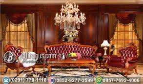 Untuk memberikan tampilan nyaman yang klasik pada ruang tamumu, kursi kayu dengan anyaman pada sandarannya ini bisa menjadi pilihanmu yang tepat. Jual Kursi Tamu Sofa Ukir Klasik Kuda Kayu Jati Murah
