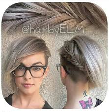 Elise León Melnick (@hairbyelm)