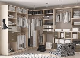 Resultat De Recherche D Images Pour Dressing Angle Interieur Inloopkast Interieur Ontwerpen