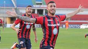 Is an italian football club, based in cosenza, calabria. Cosenza Calcio La Campagna Acquisti Ancora Non Decolla Cosenzainforma